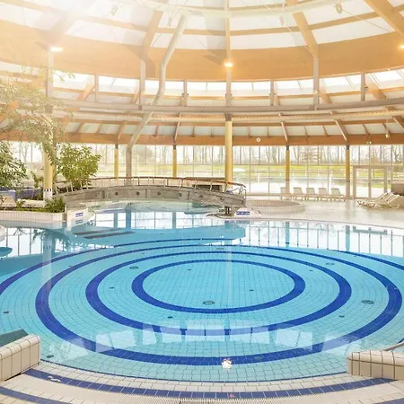 Appartement Mit Balkon, Gratis Nutzung Vom Ahoi Erlebnisbad Und Sauna In Sellin - Haus Strandeck 19
