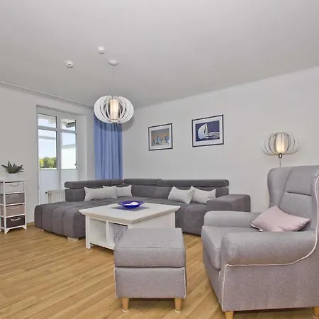 Appartement Mit Balkon, Gratis Nutzung Vom Ahoi Erlebnisbad Und Sauna In Sellin - Haus Strandeck 19 *
